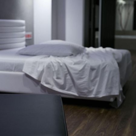 Luv Motel Joinville Esterno foto